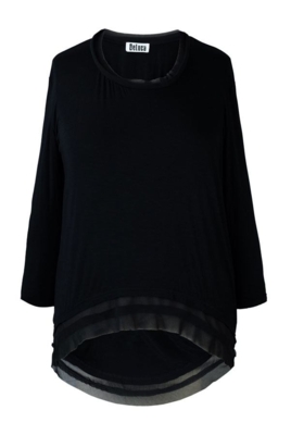 DeLuca sort T-shirt m. 3/4 lange ærmer DeLuca sort T-shirt m. 3/4 lange ærmer