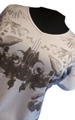 Hvid Studio T-shirt m. print Hvid Studio T-shirt m. print