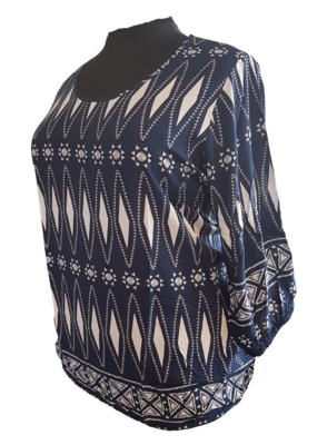 Navyblå bluse m. hvidt print - OneMore Navyblå bluse m. hvidt print - OneMore